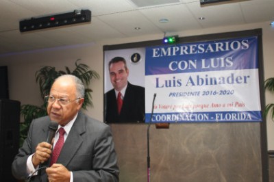 Lic.  José Ramón Suarez De Jesús Coordinador General de Empresarios con luis