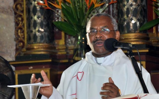  Fray Santiago Guerrero sacerdote franciscano de la iglesia católica, 