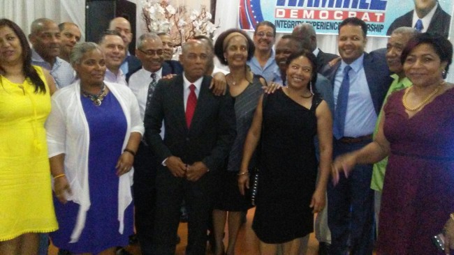 Paarte de los dominicanos que apoyan la candidatura