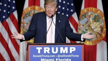 Republican presidential candidate Donald Trump speaks during a campaign rally at his Trump National Doral Miami resort in Doral, Florida, October 23, 2015. REUTERS/Joe Skipper - RTX1SYSZ