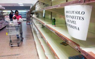 ¿Cómo puede salir venezuela de la crisis económica? Hablan los economistas