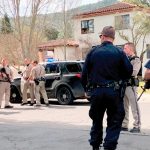 Toma de rehenes en hogar de veteranos en California concluye con el atacante y sus tres rehenes muertos