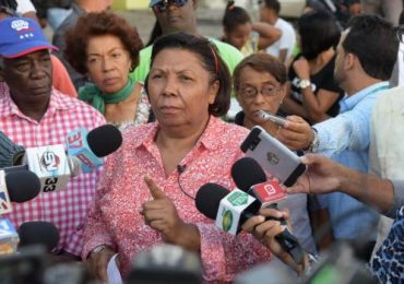 Encienden“arbolito de la corrupción” en Dominicana