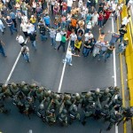 Advierten riesgo de golpe de Estado en Venezuela