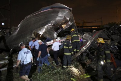 Accidente de tren en Philadelphia deja al menos cinco personas muertas