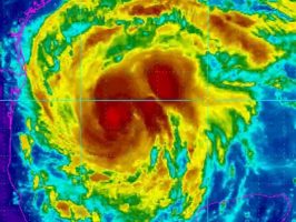 Harvey huracán de categoría 2 y se aproxima “peligrosamente” a la costa de Texas