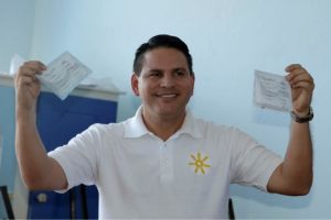 El poder evangélico parte en dos Costa Rica a cinco semanas de las presidenciales