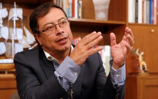 Gustavo Petro contra todos