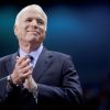 Adiós a un gigante, un icono, un verdadero héroe: así despide Estados Unidos a John McCain