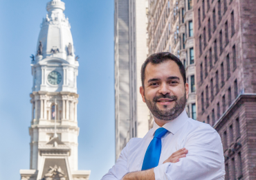 Analista y estratega político Fernando Treviño busca un asiento en City Hall Filadelfia