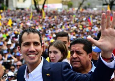 Dictadura de Maduro secuestra a técnicos de sonido que que trabajaban para oposición