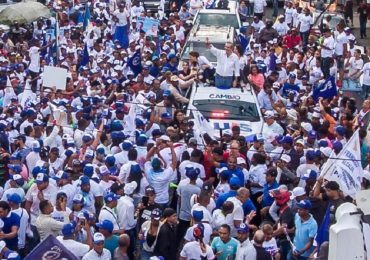 PRM presenta una formidable demostración de fuerza en las calles de la capital