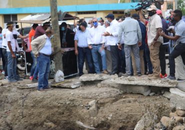 Presidente electo Luis Abinader se va a Hato Mayor y promete construcción de viviendas