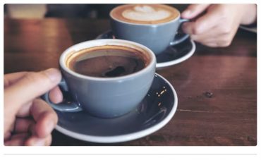 Cuántas tazas de café hay que tomar al día para proteger al corazón, según los expertos